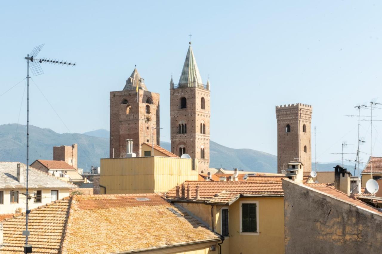 Palazzo Oddo Rental Rooms Albenga Exterior photo