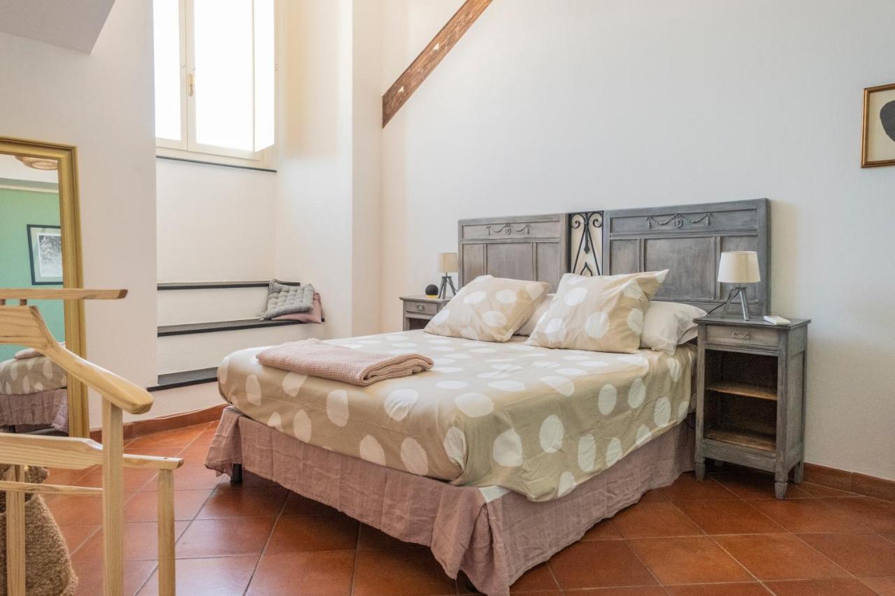 Palazzo Oddo Rental Rooms Albenga Exterior photo